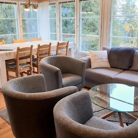 Ruka Pyhaejaervenrinne, Hissiliput 2 Kpl