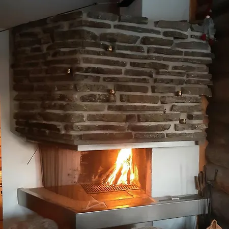 Chalet Pyhaejaervenrinne